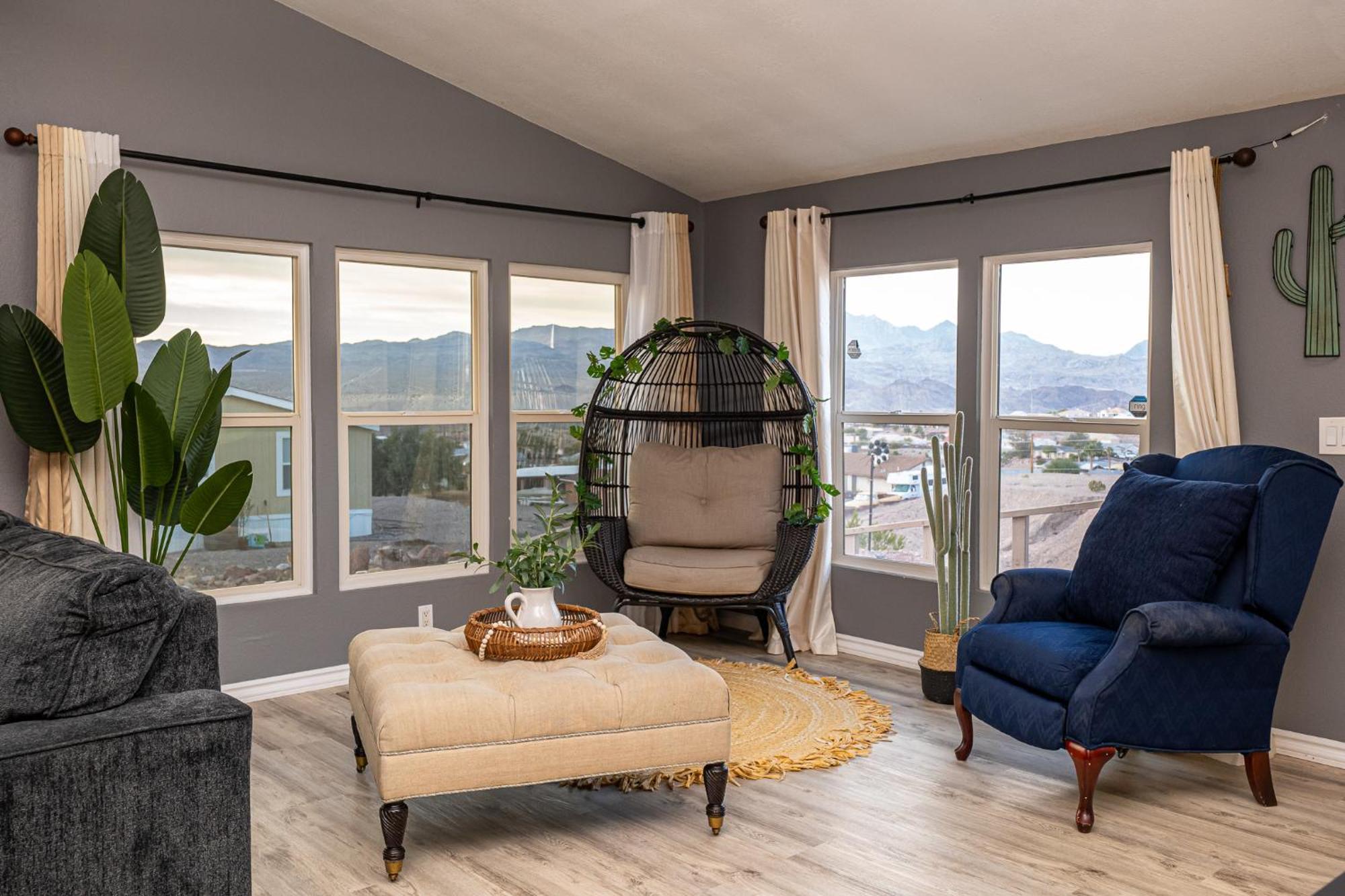 Magnificent & Tranquil Home, Mountain Views , 8 Mins To Casinos & River, Fire Pit, Bbq Буллхед-Сити Экстерьер фото